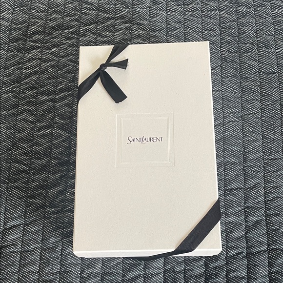 Saint Laurent
Cassandre Envelope Chain Wallet in Lambskin - Picture 12 of 12